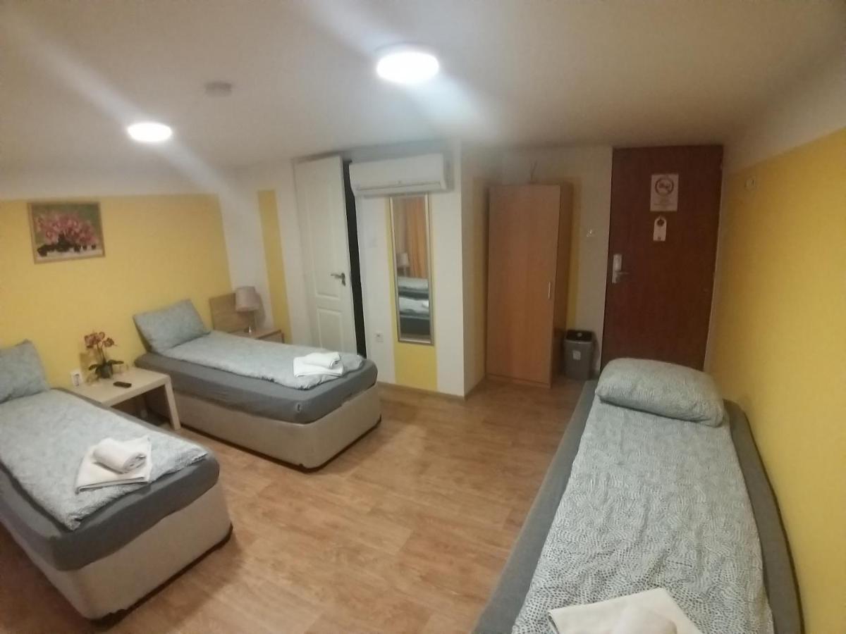 布达佩斯 德尼兹旅舍酒店 外观 照片